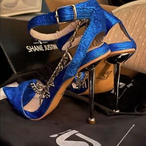 Shane Justin High Heels size 7